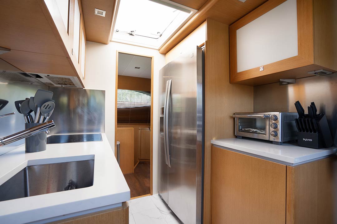 80ft Ferretti