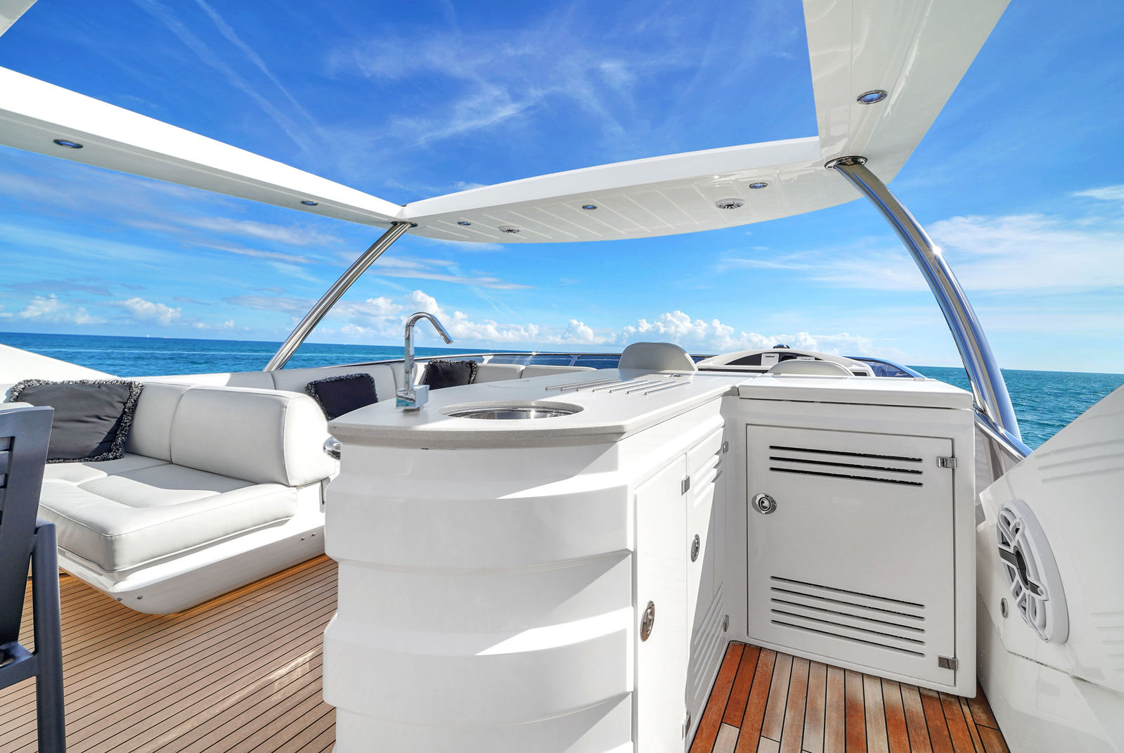 80ft Sunseeker