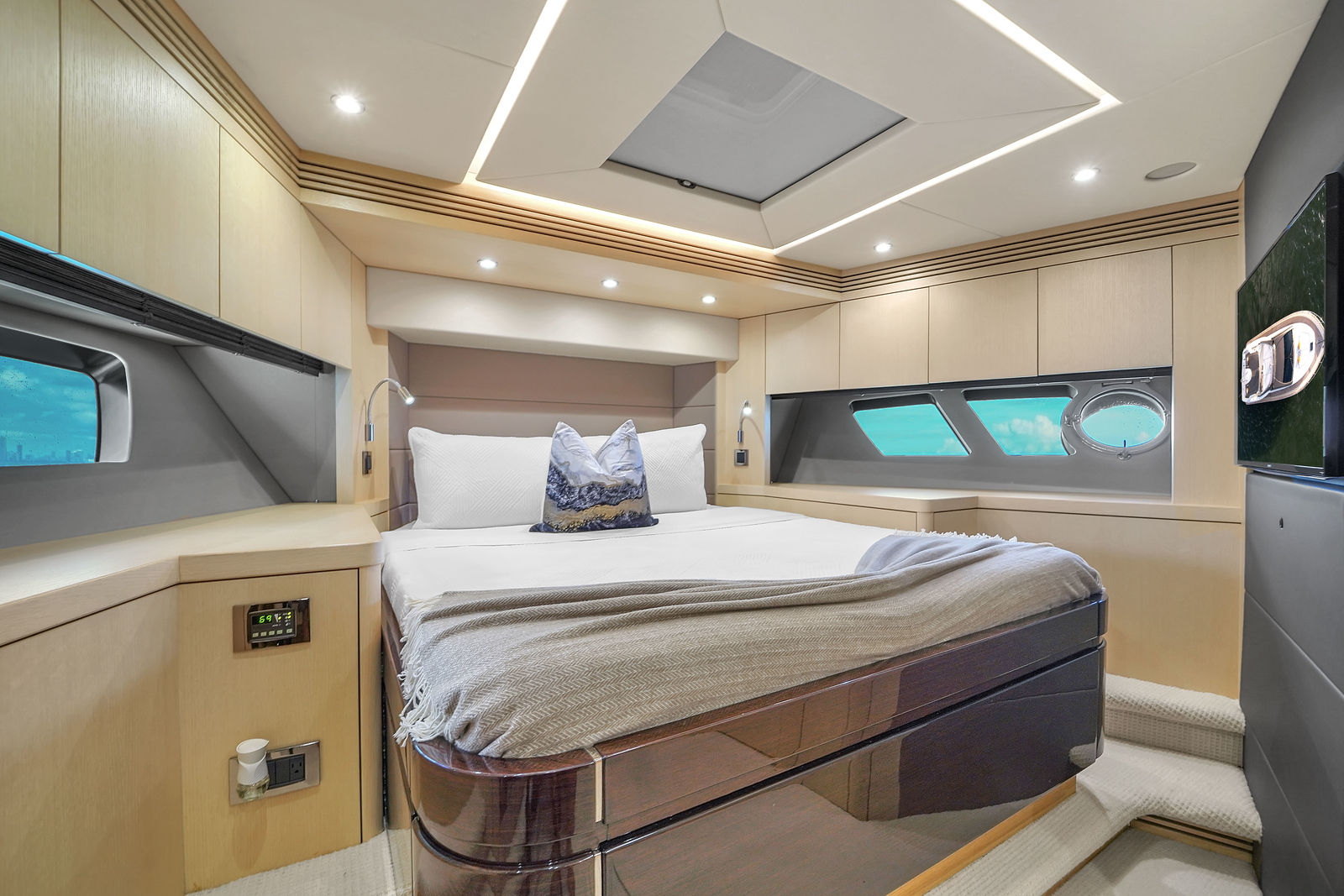 80ft Sunseeker