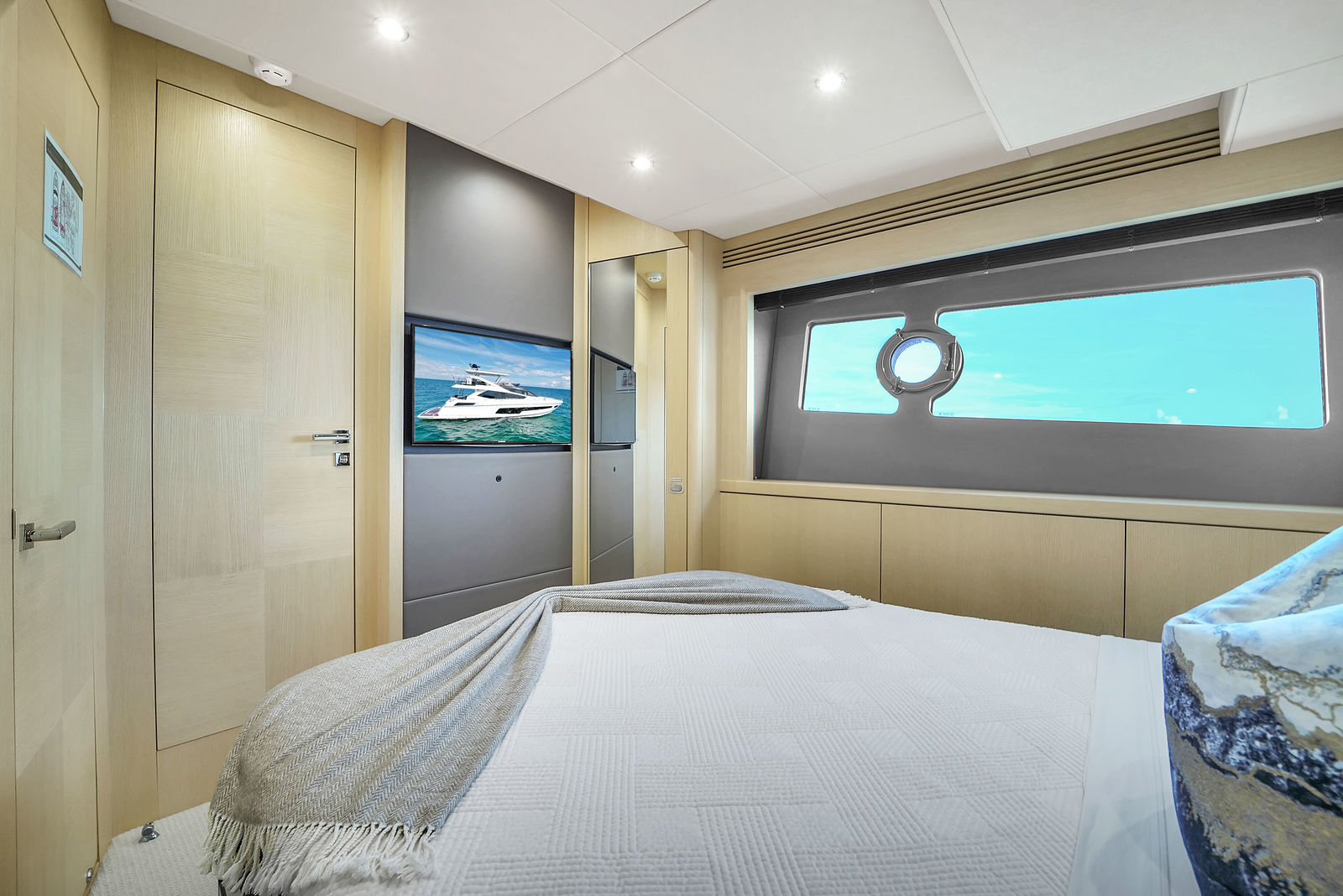 80ft Sunseeker
