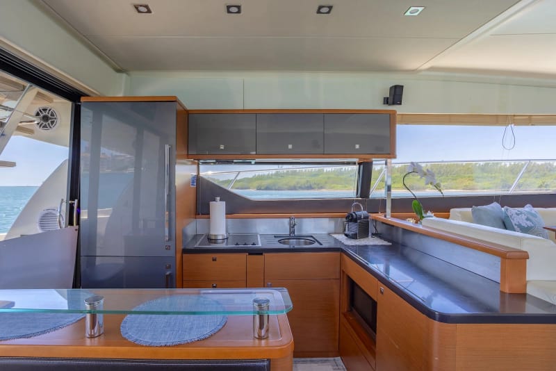 62 ft Prestige