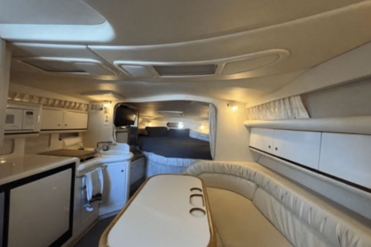 37ft Sea Ray Sundancer