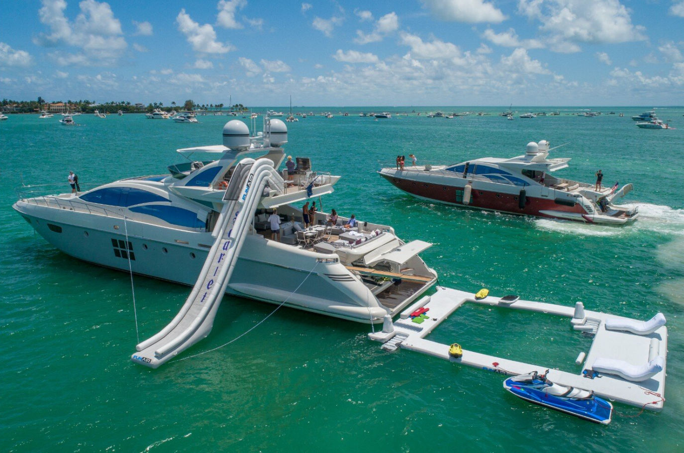 103ft Luxury Azimut w/ Toy