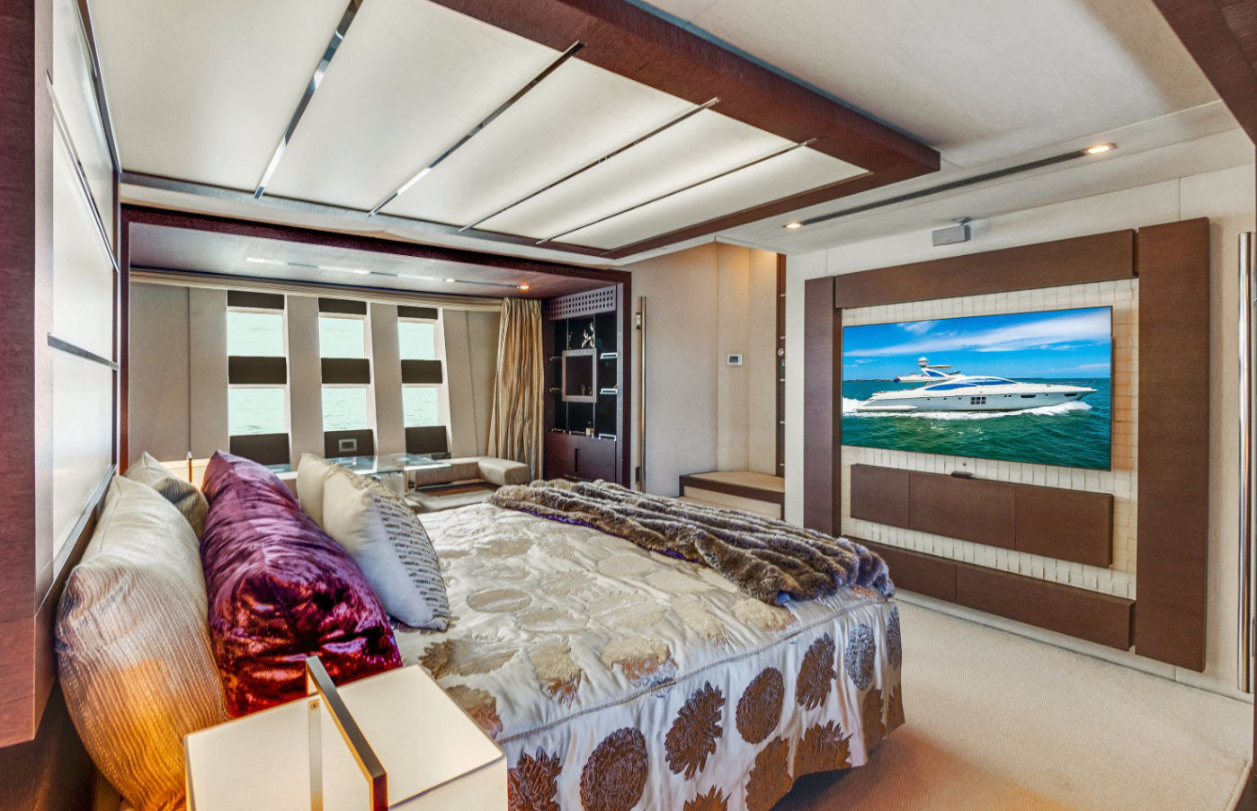 103ft Luxury Azimut w/ Toy