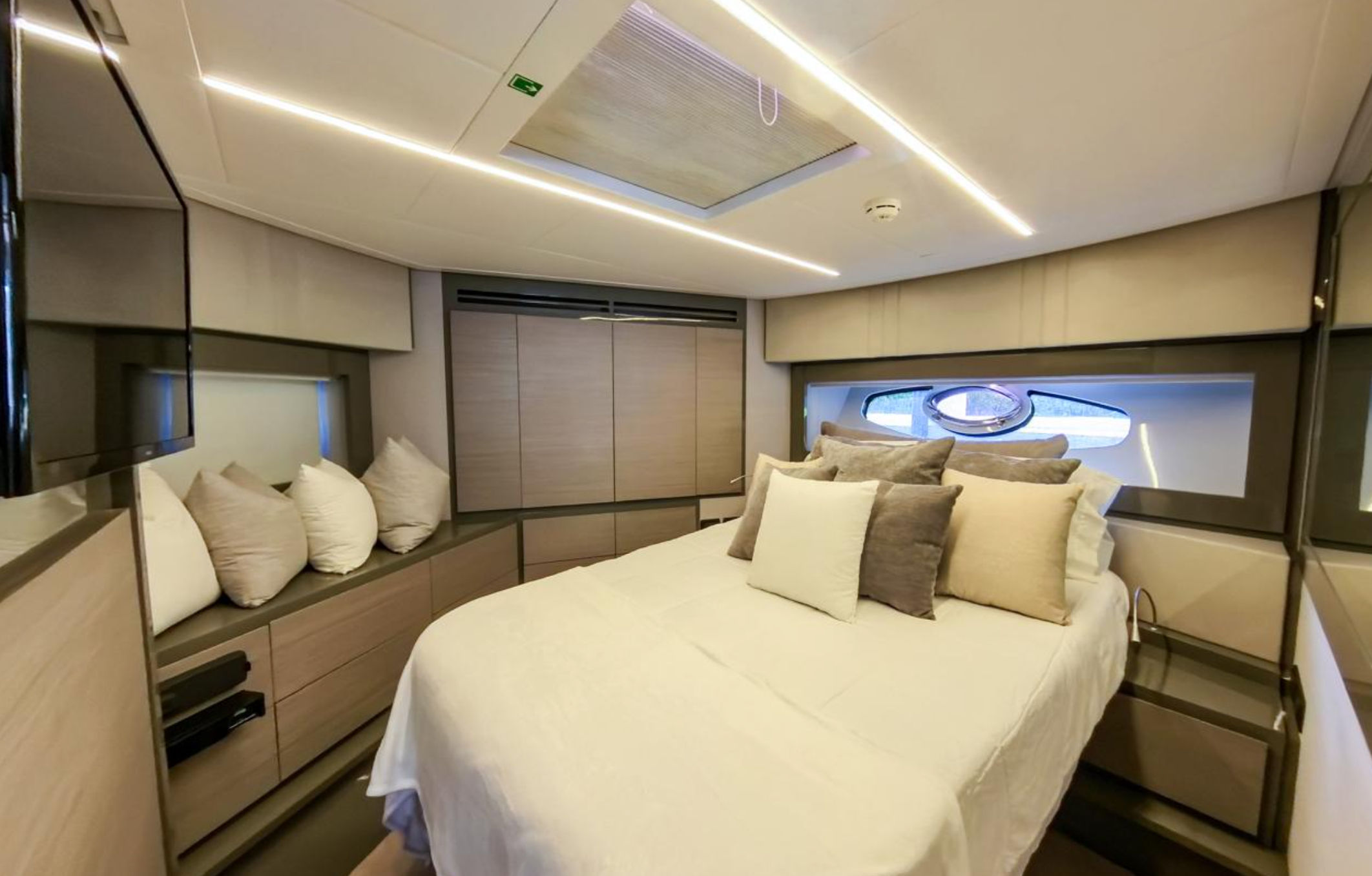 62ft Pershing