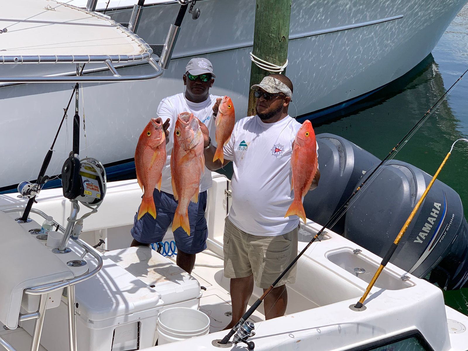 28ft Contender Center Console