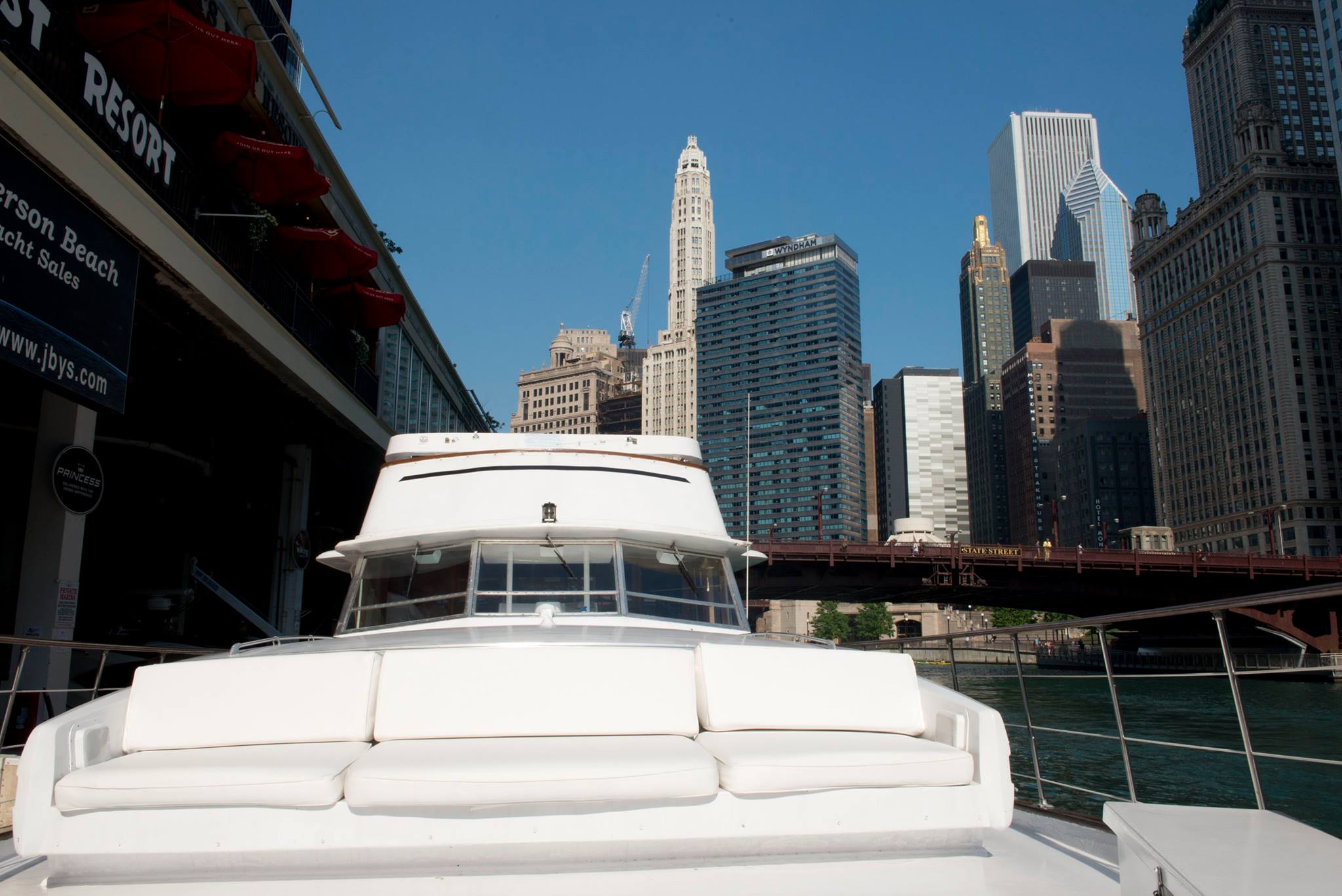 72ft Classic Chris Craft