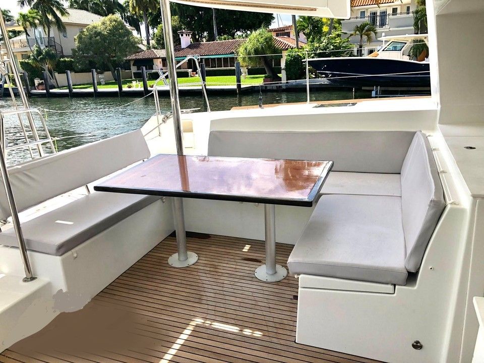 45ft Lagoon Catamaran (Flash of Green)