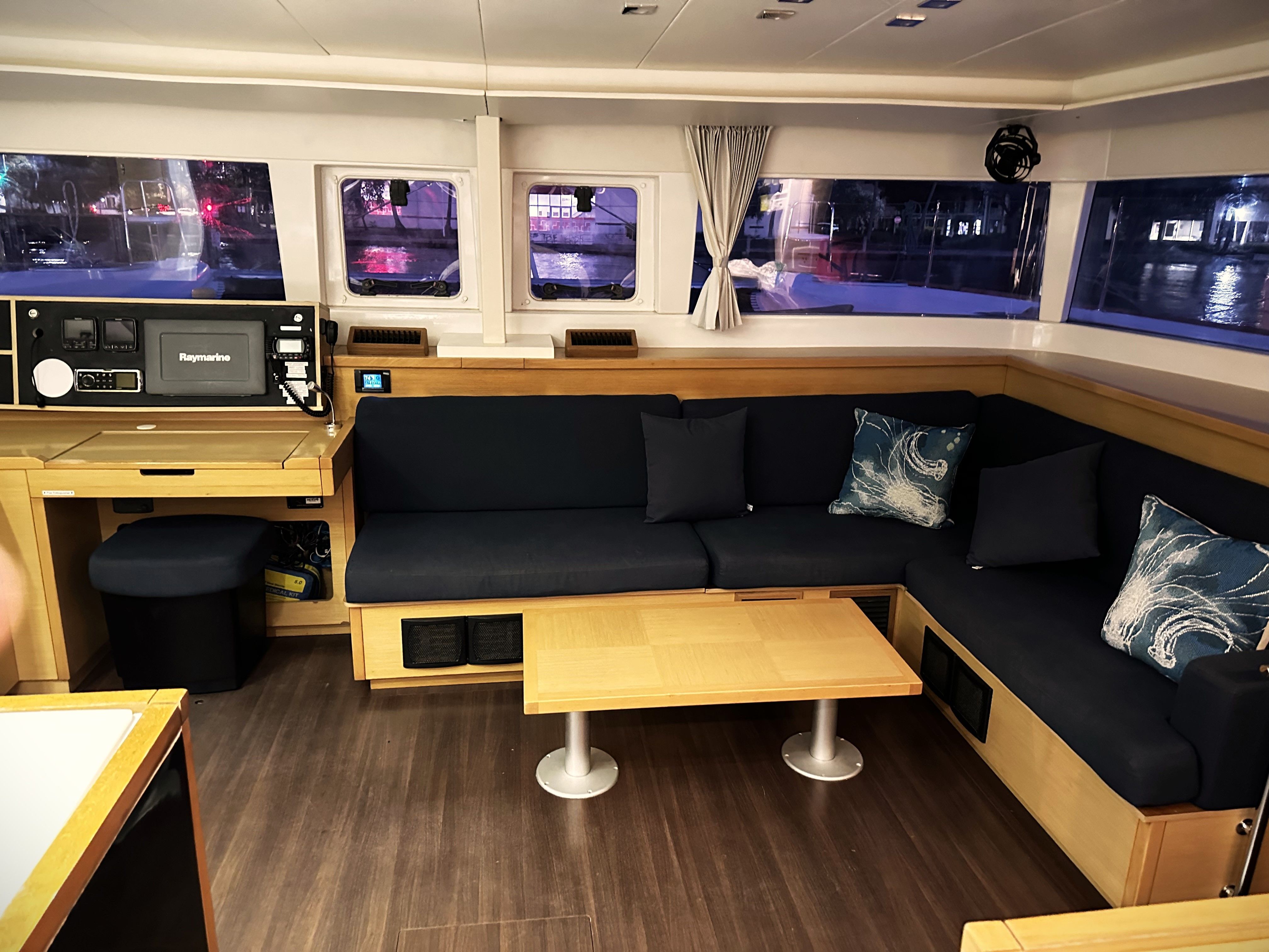 45ft Lagoon Catamaran (Flash of Green)