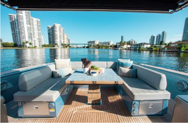 50ft Luxury Pardo w/ toys