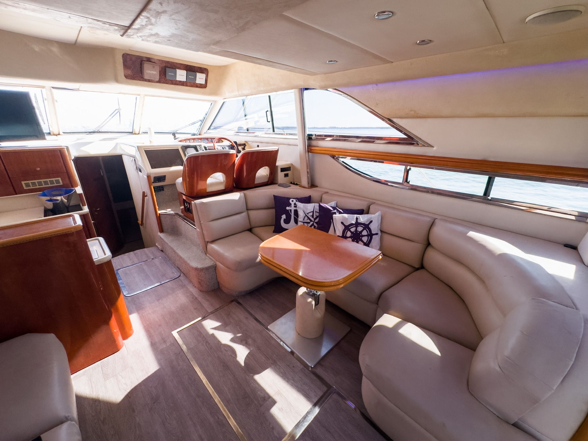 48ft Princess Fly Bridge