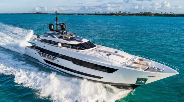 126ft Customline