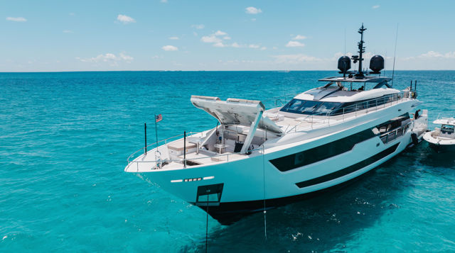 126ft Customline