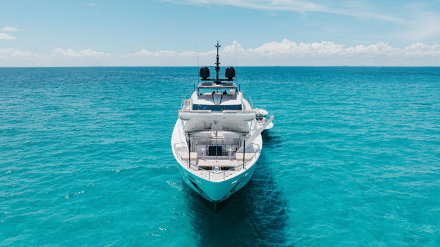 126ft Customline