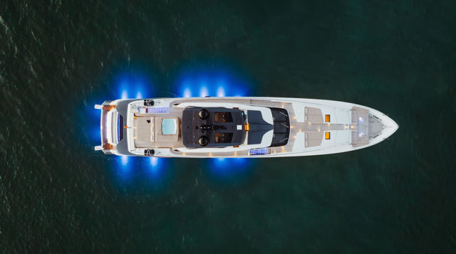 126ft Customline