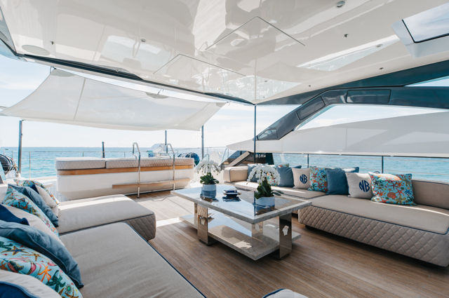 126ft Customline