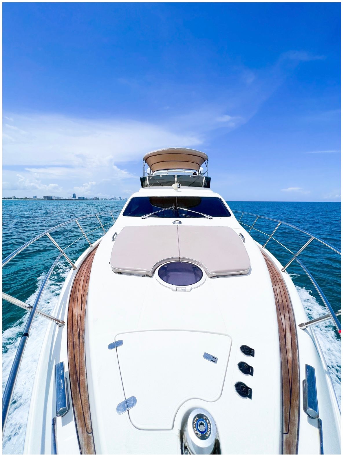 50ft Azimut