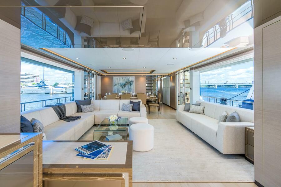 98ft (29.87 m) Ocean Alexander