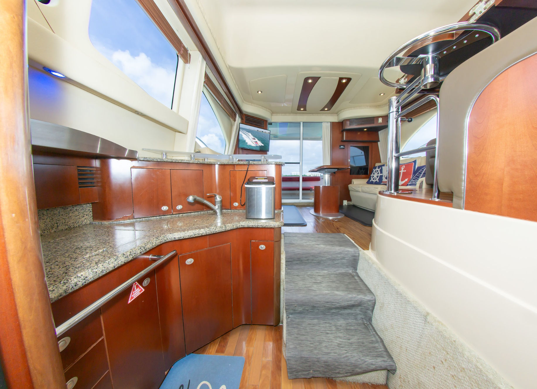 48ft Searay Flybridge