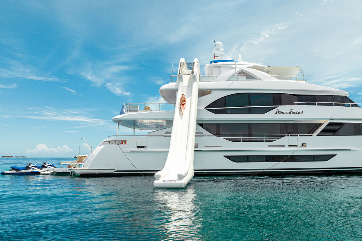 118ft Romeo Foxtrot