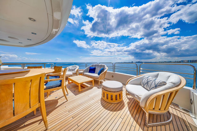 131ft Sunseeker