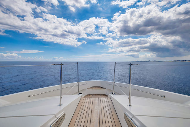 131ft Sunseeker
