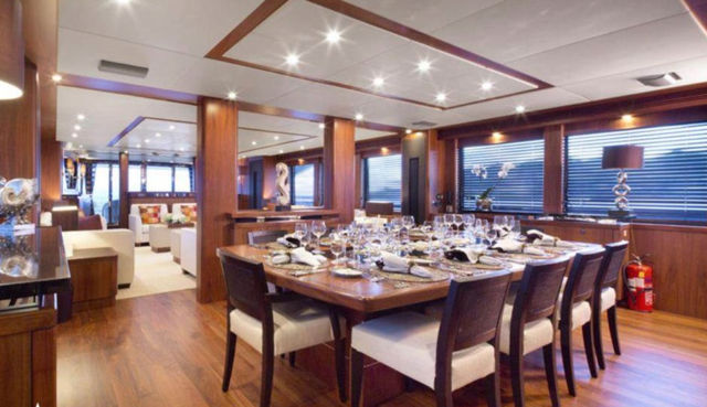 131ft Sunseeker
