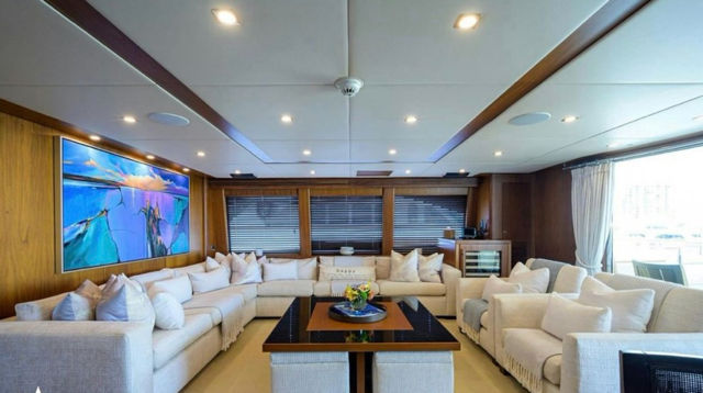 131ft Sunseeker