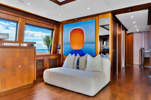 131ft Sunseeker