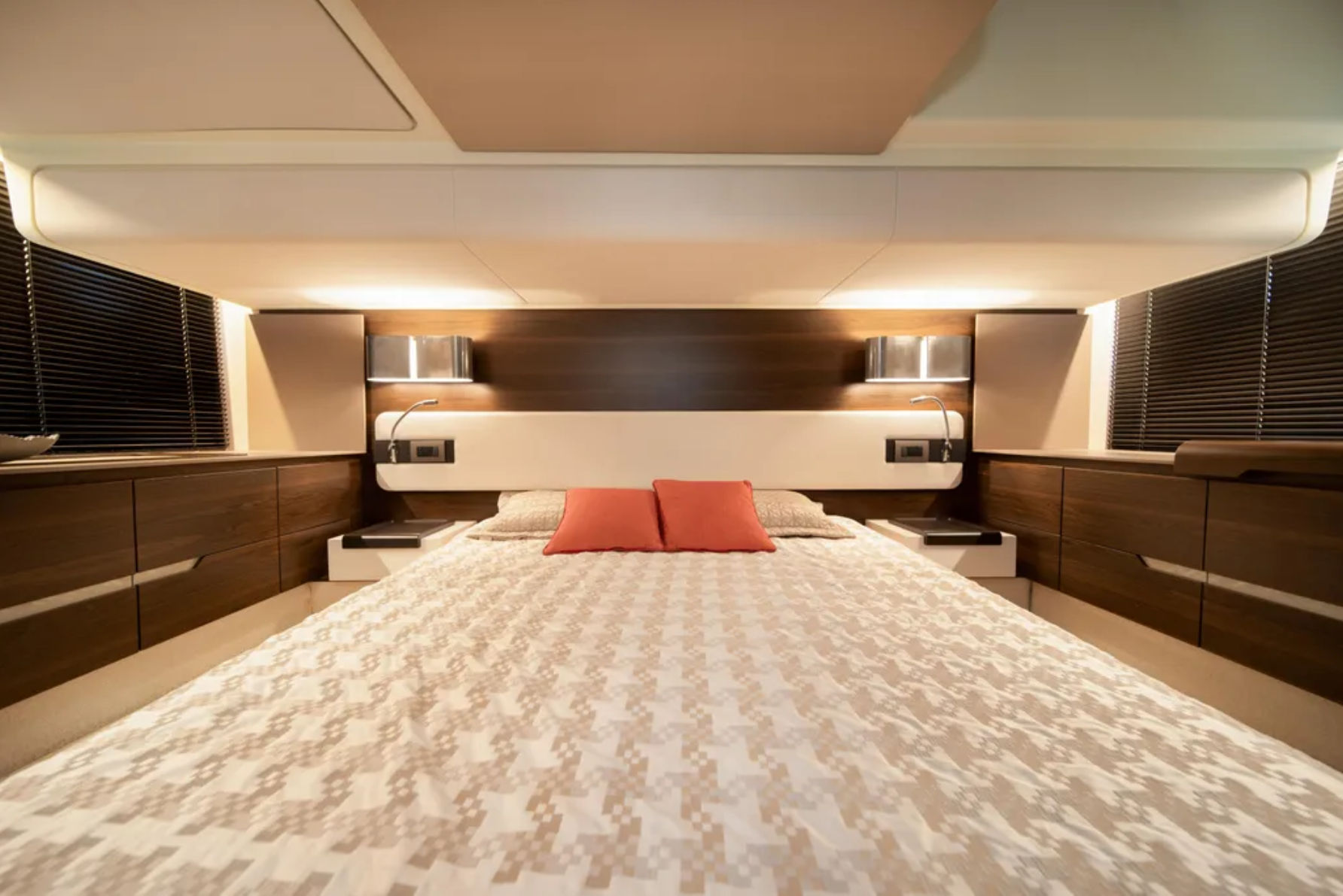 50ft Azimut (2017)
