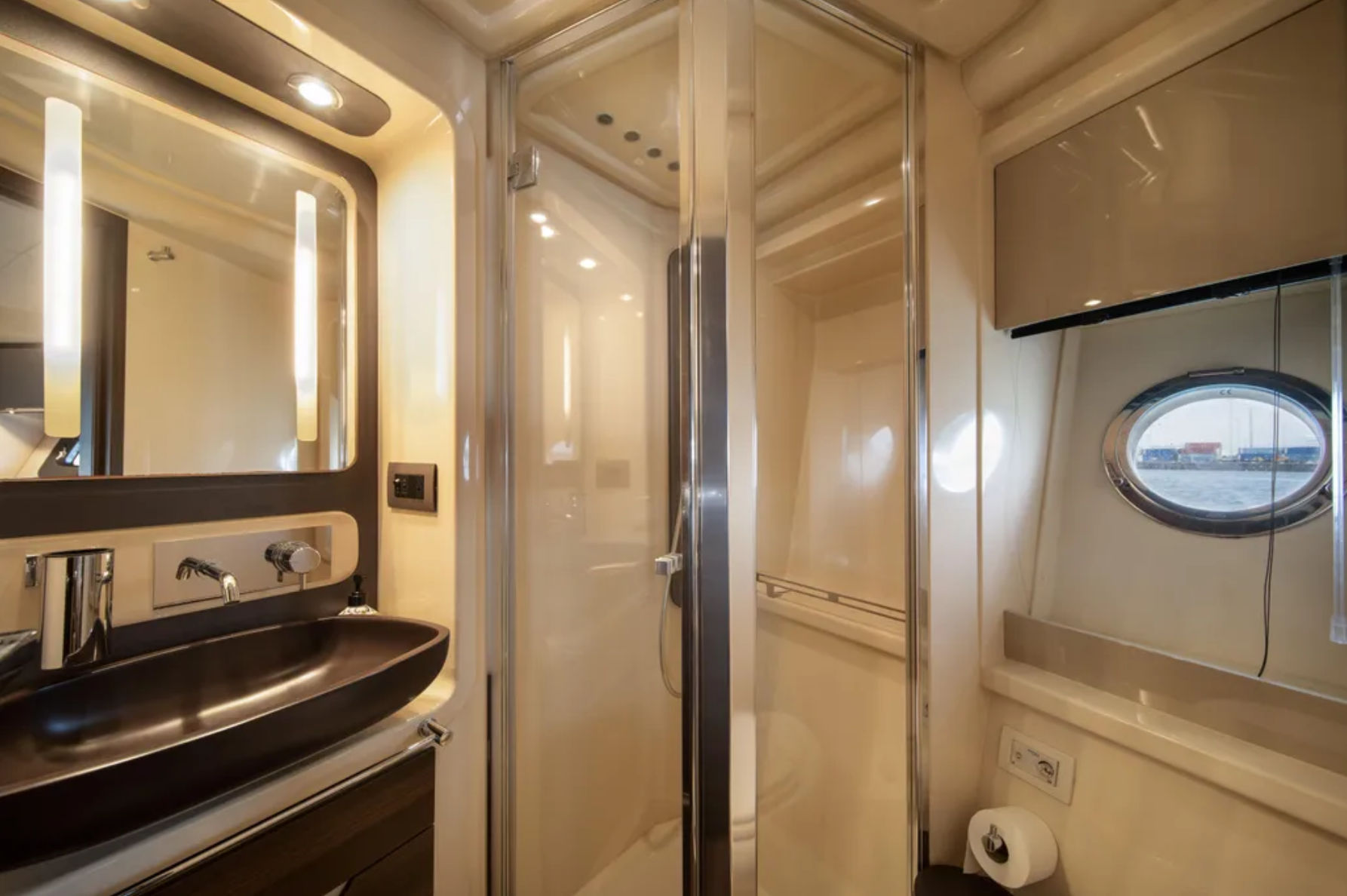 50ft Azimut (2017)