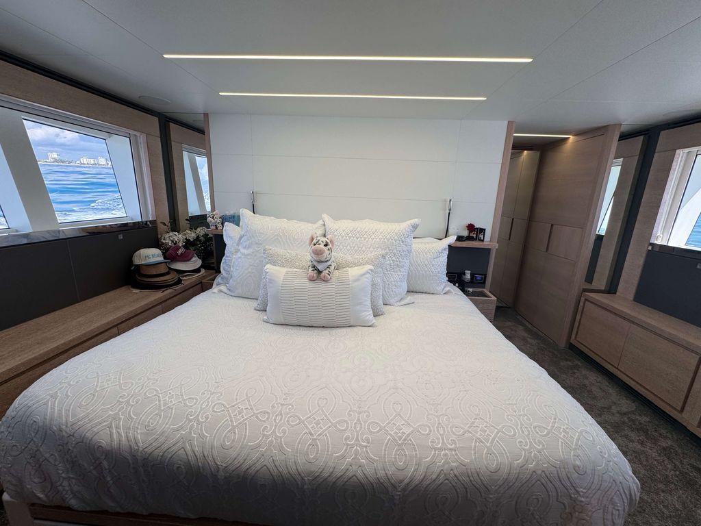 68ft Astondoa DARE TO DREAM