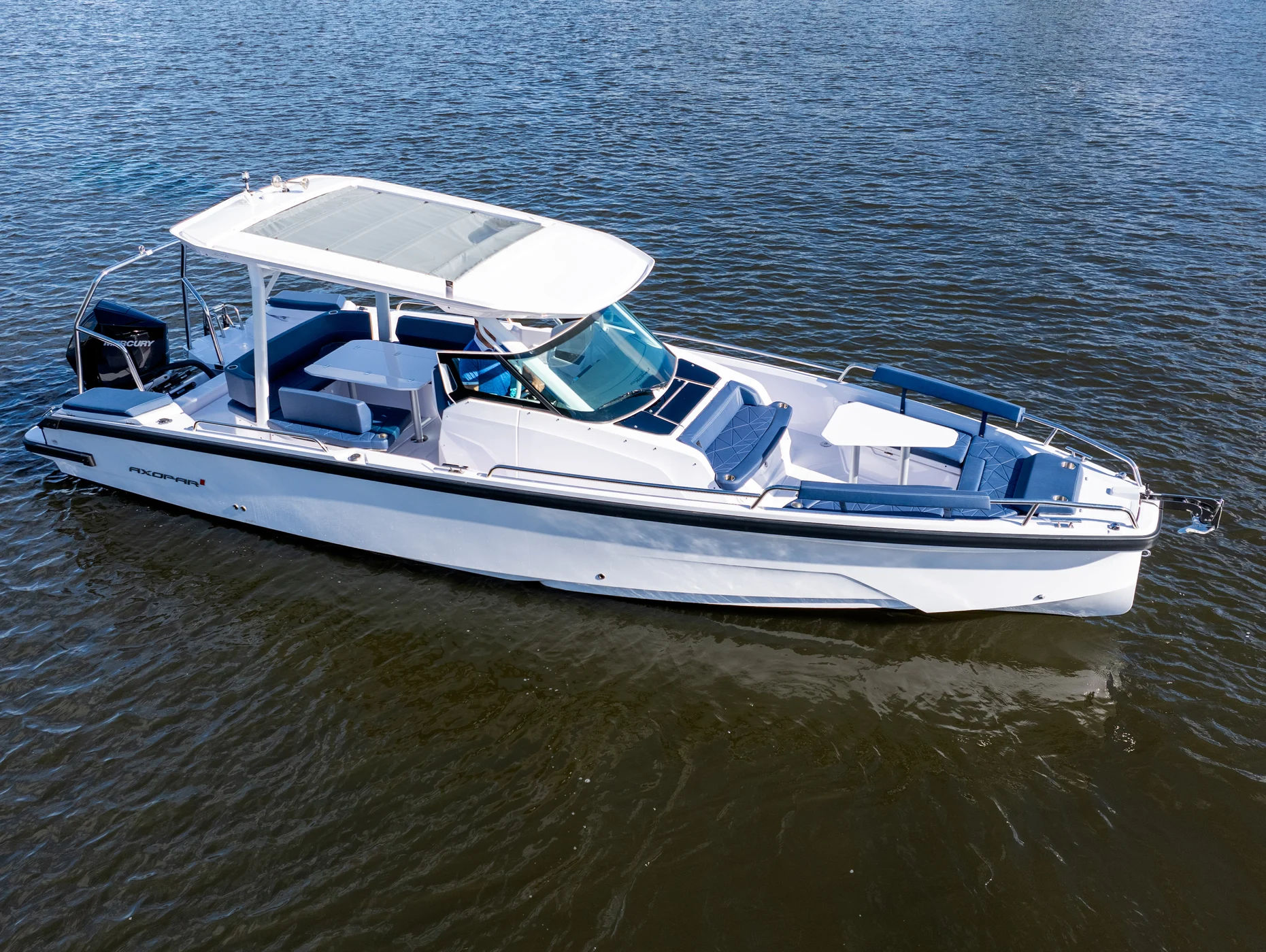 29ft 2025 Axopar Sun Top