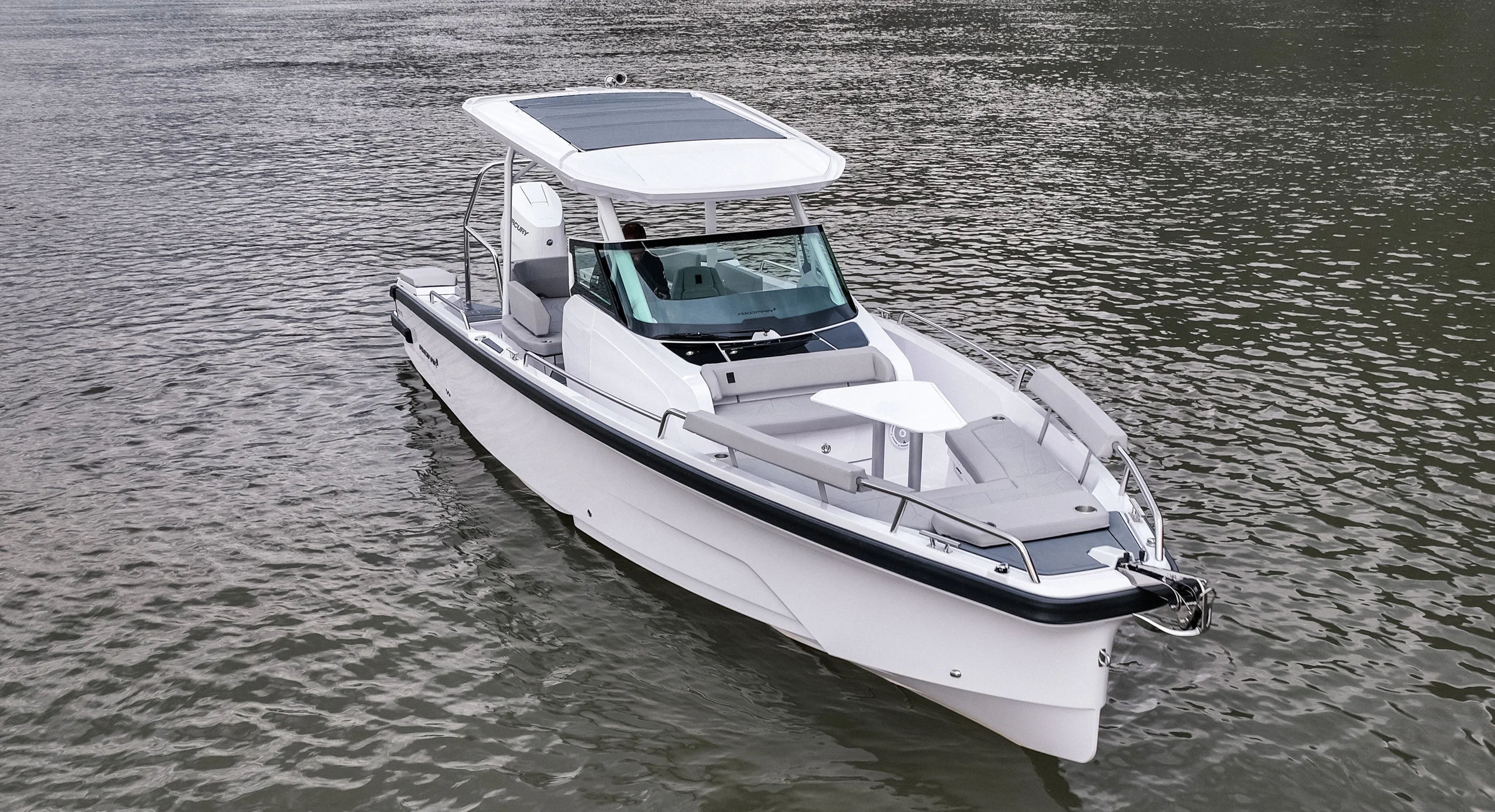 29ft 2025 Axopar Sun Top