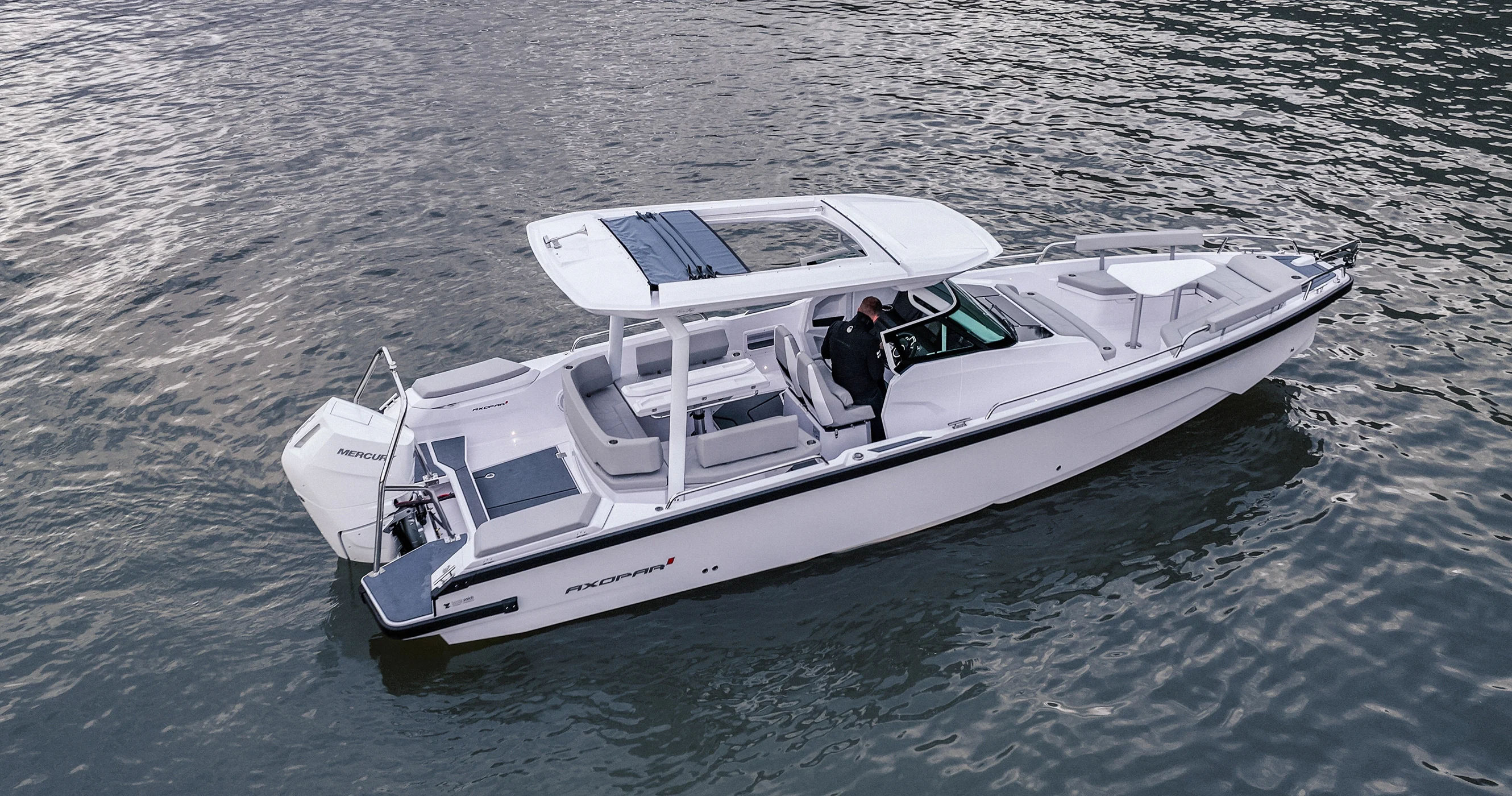 29ft 2025 Axopar Sun Top