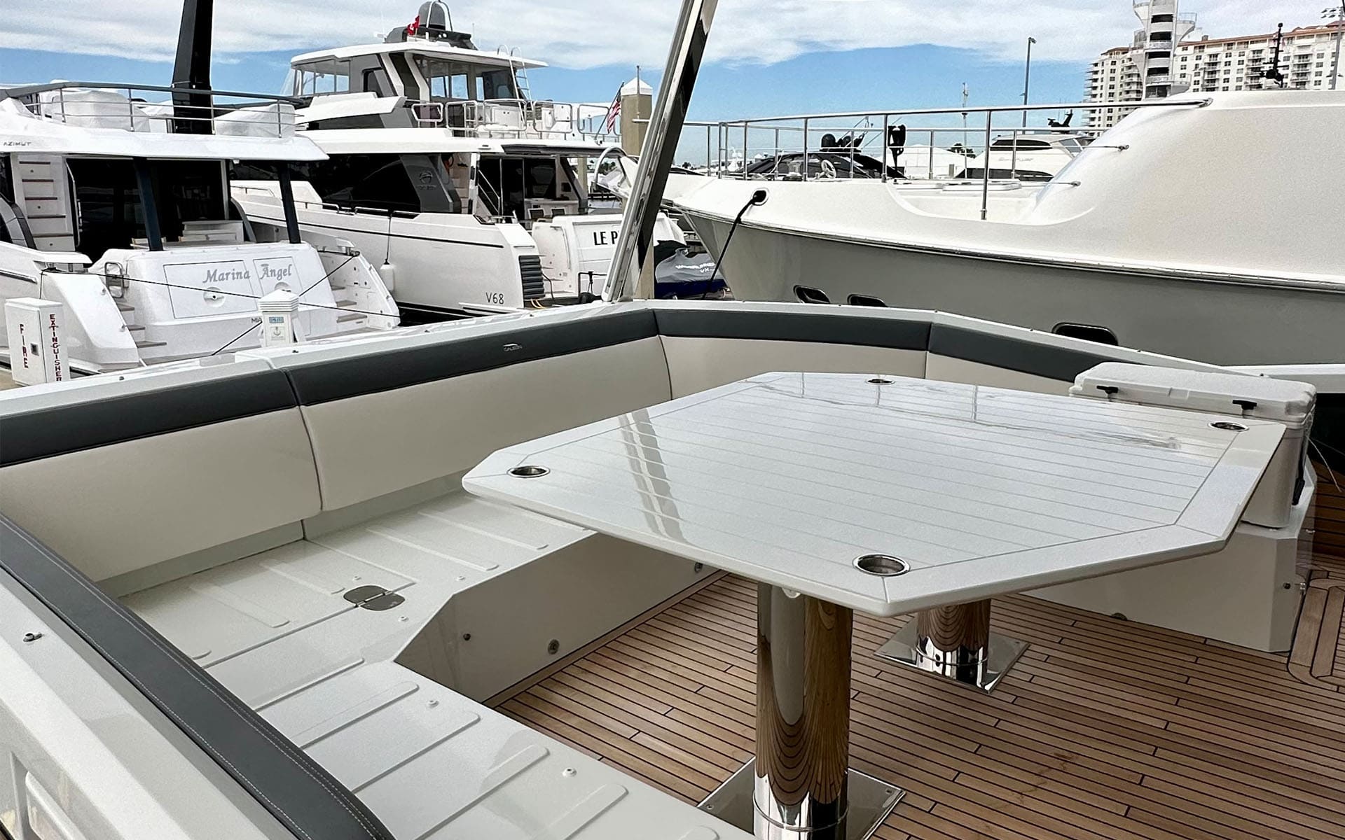 65ft 2023 Galeon