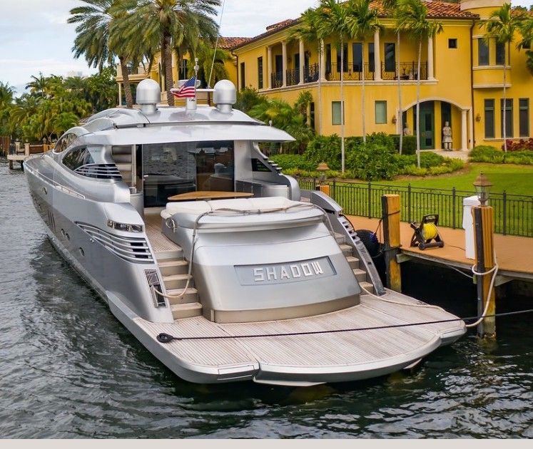 94ft Pershing