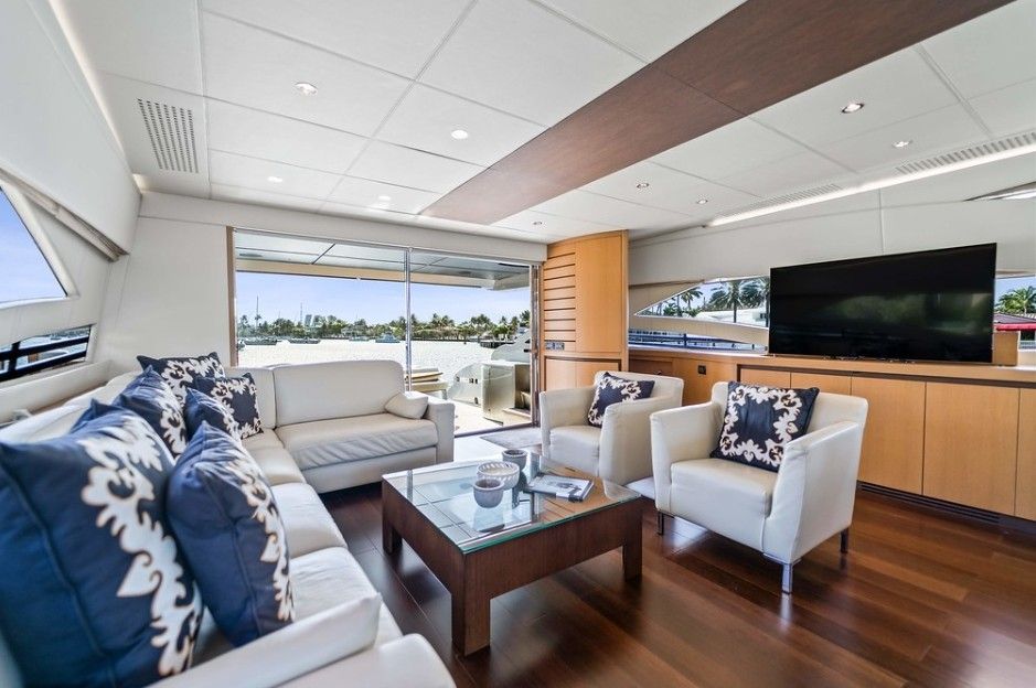 94ft Pershing