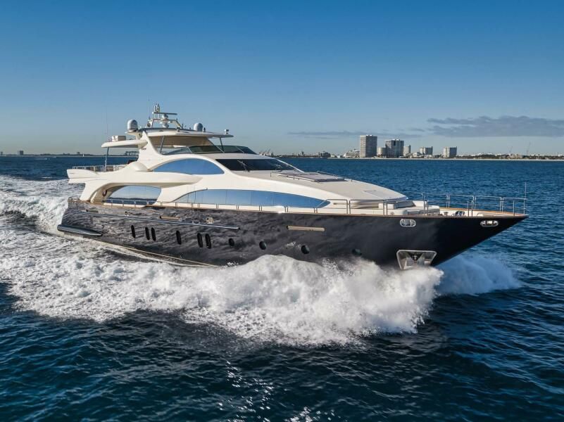 116ft Azimut