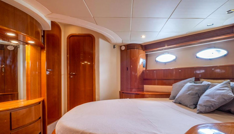 65ft PRINCESS V65