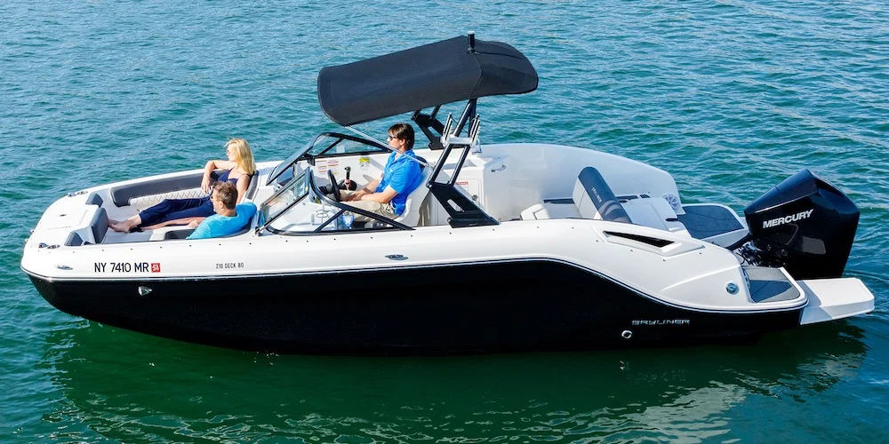22ft 2023 Bayliner