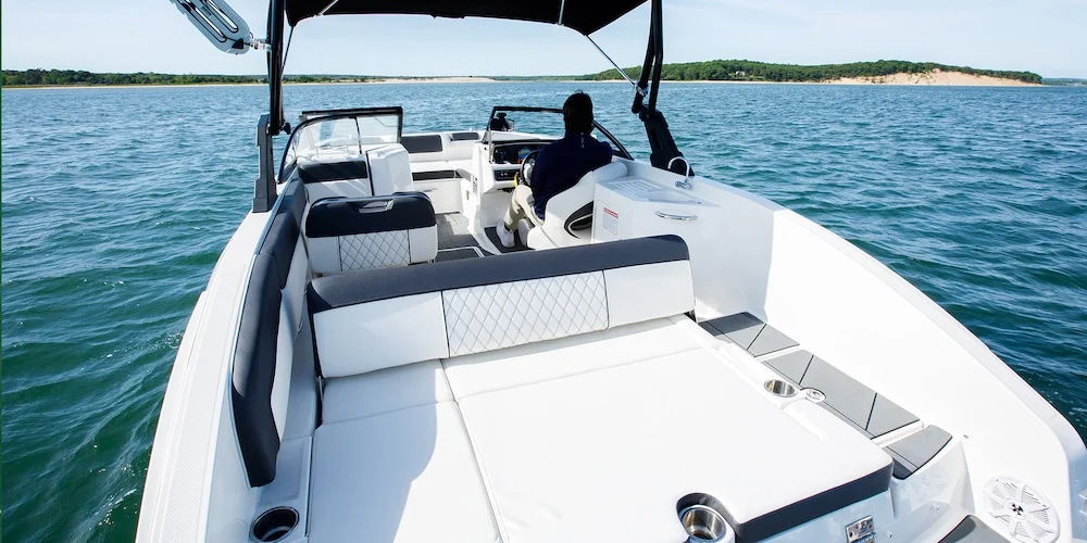 22ft 2023 Bayliner