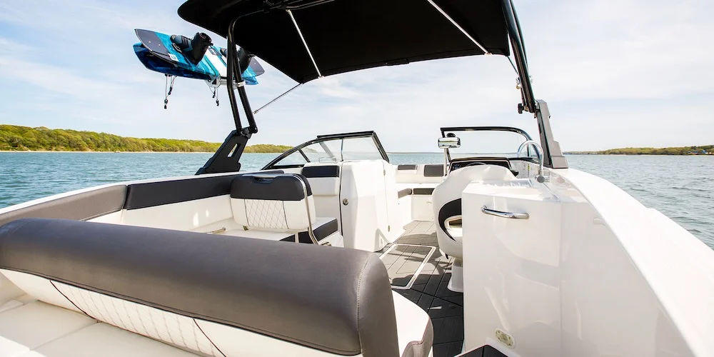 22ft 2023 Bayliner