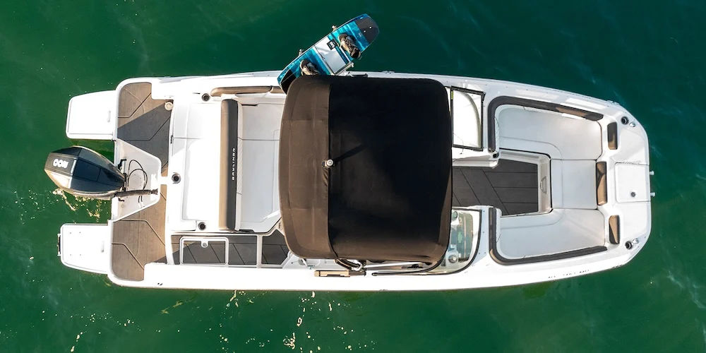 22ft 2023 Bayliner