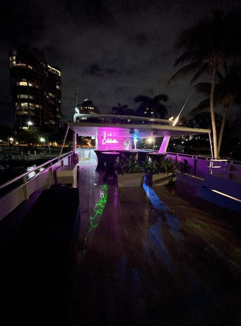 100ft High Capacity Mega Yacht “Celebration”