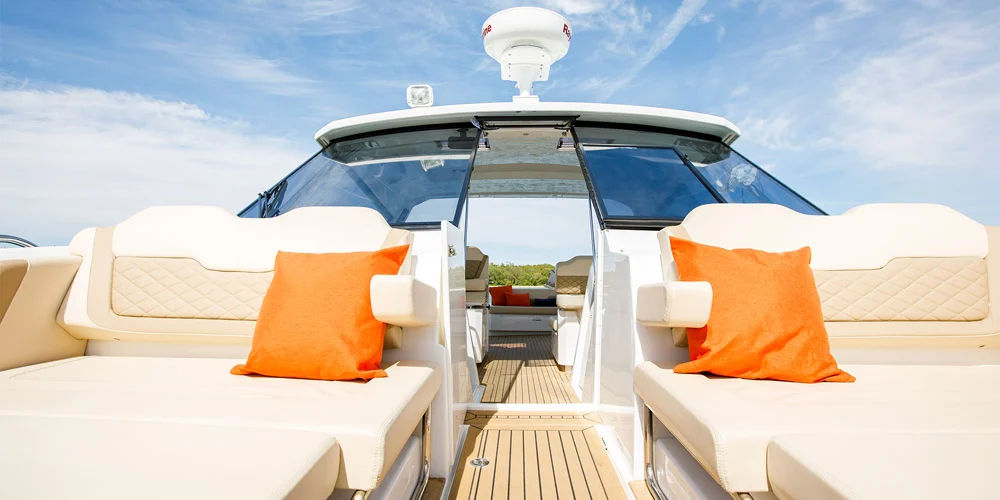 36ft 2023 Aquila Catamaran + Seabob