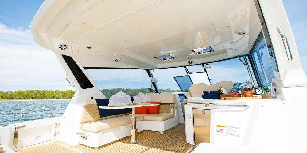 36ft 2023 Aquila Catamaran + Seabob