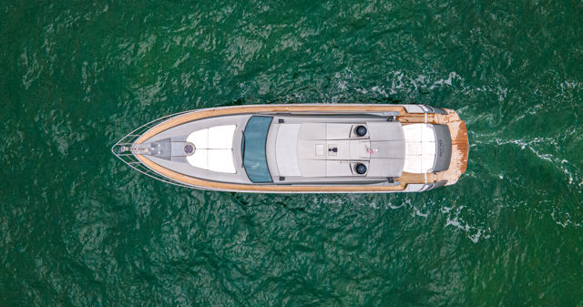 64ft Luxury Pershing “Wind”