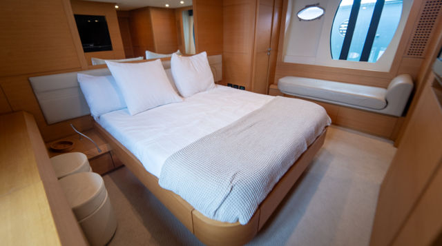 64ft Luxury Pershing “Wind”