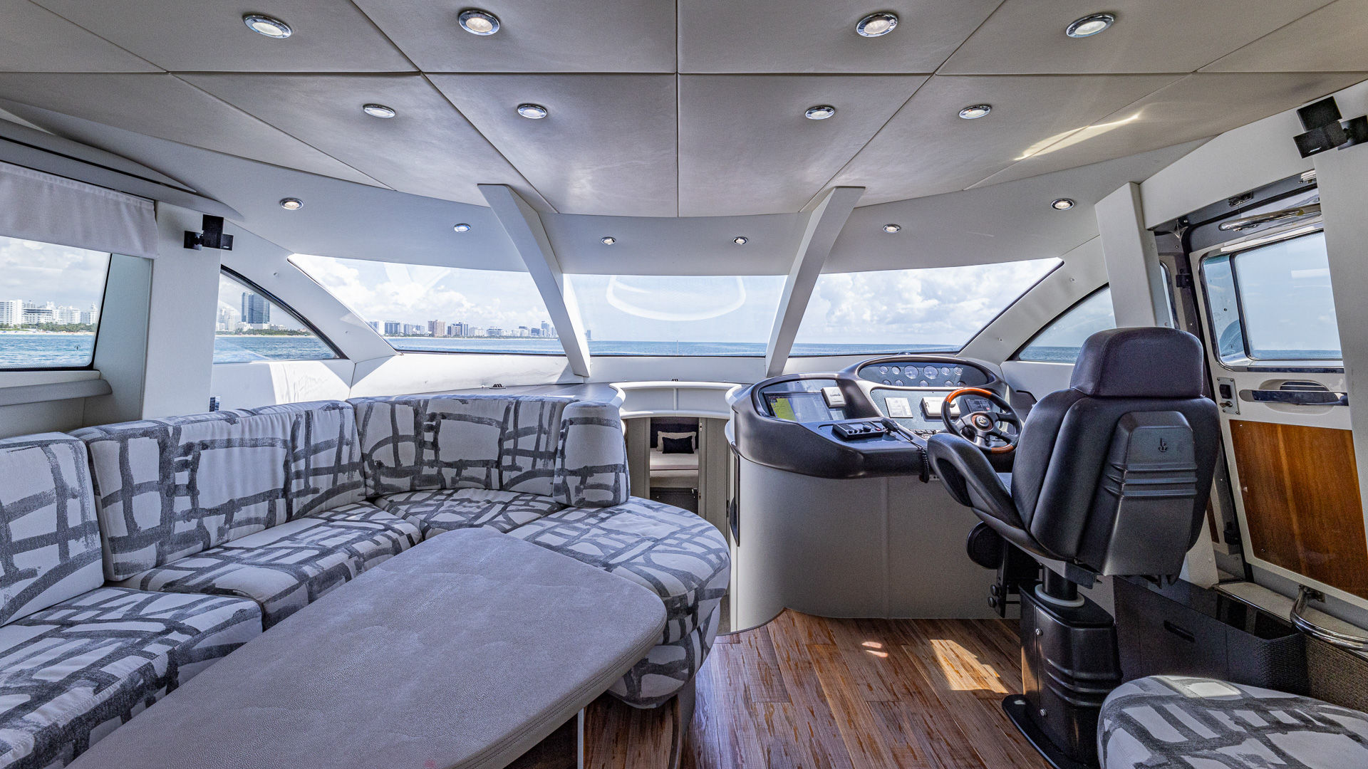 80ft Sunseeker